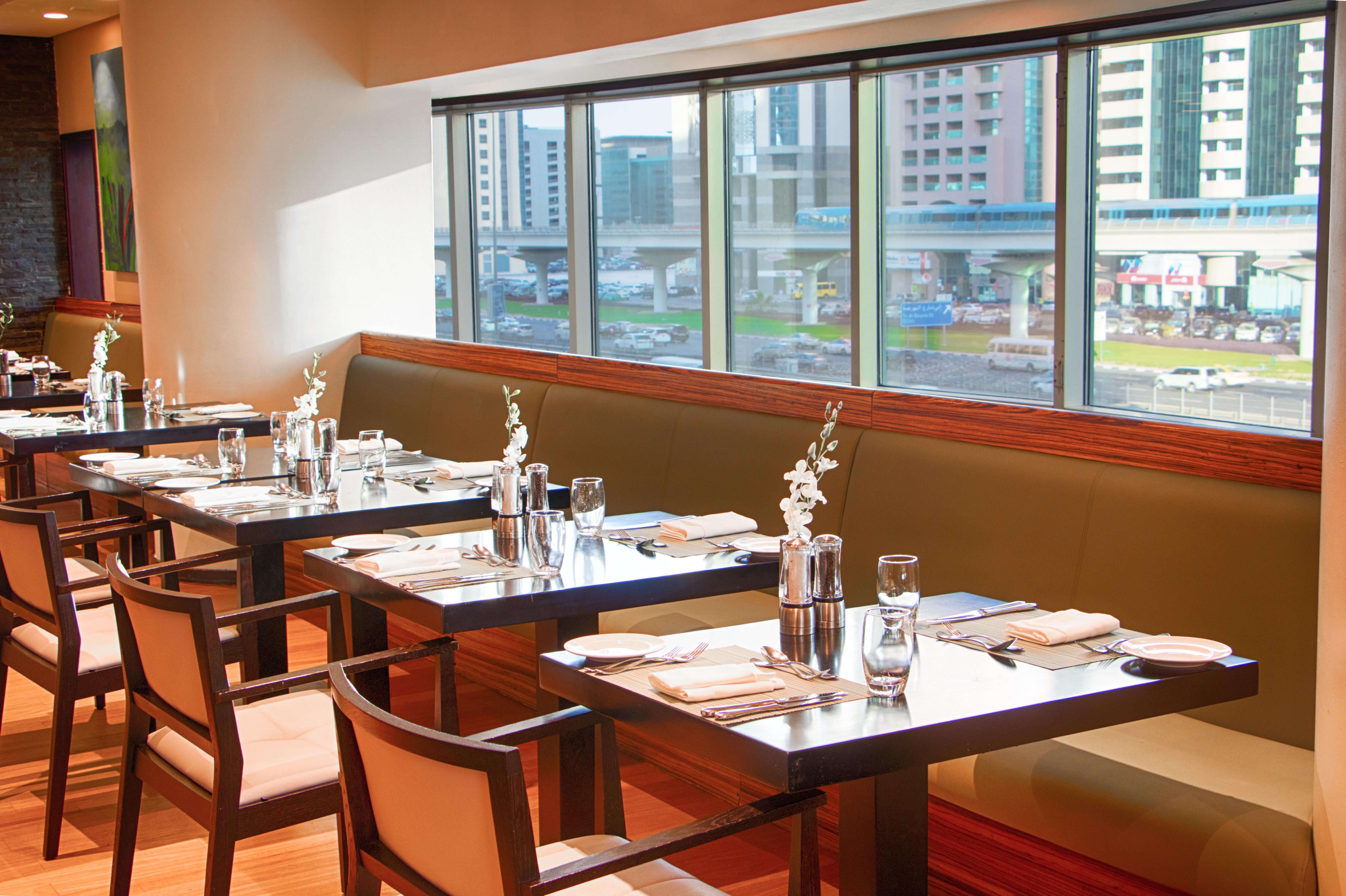 Towers Rotana - Dubai Hotel Luaran gambar